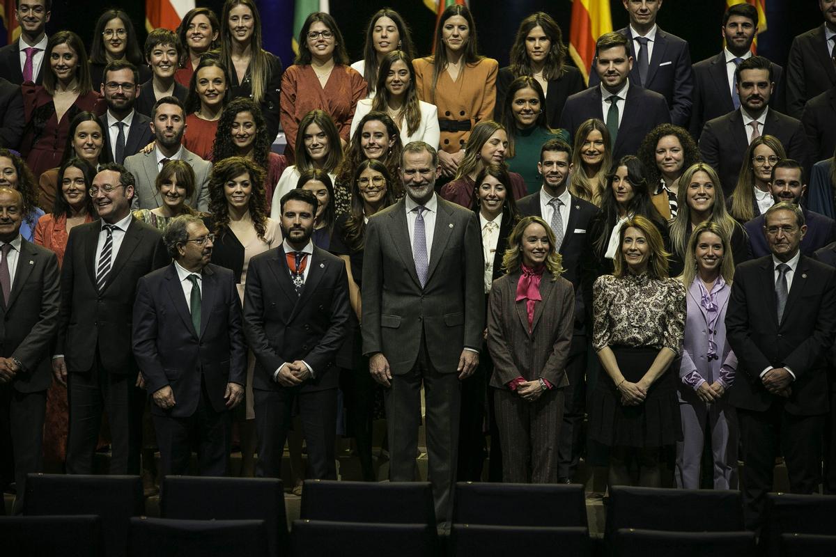 El rey Felipe VI preside en Barcelona la entrega de despachos a los nuevos jueces