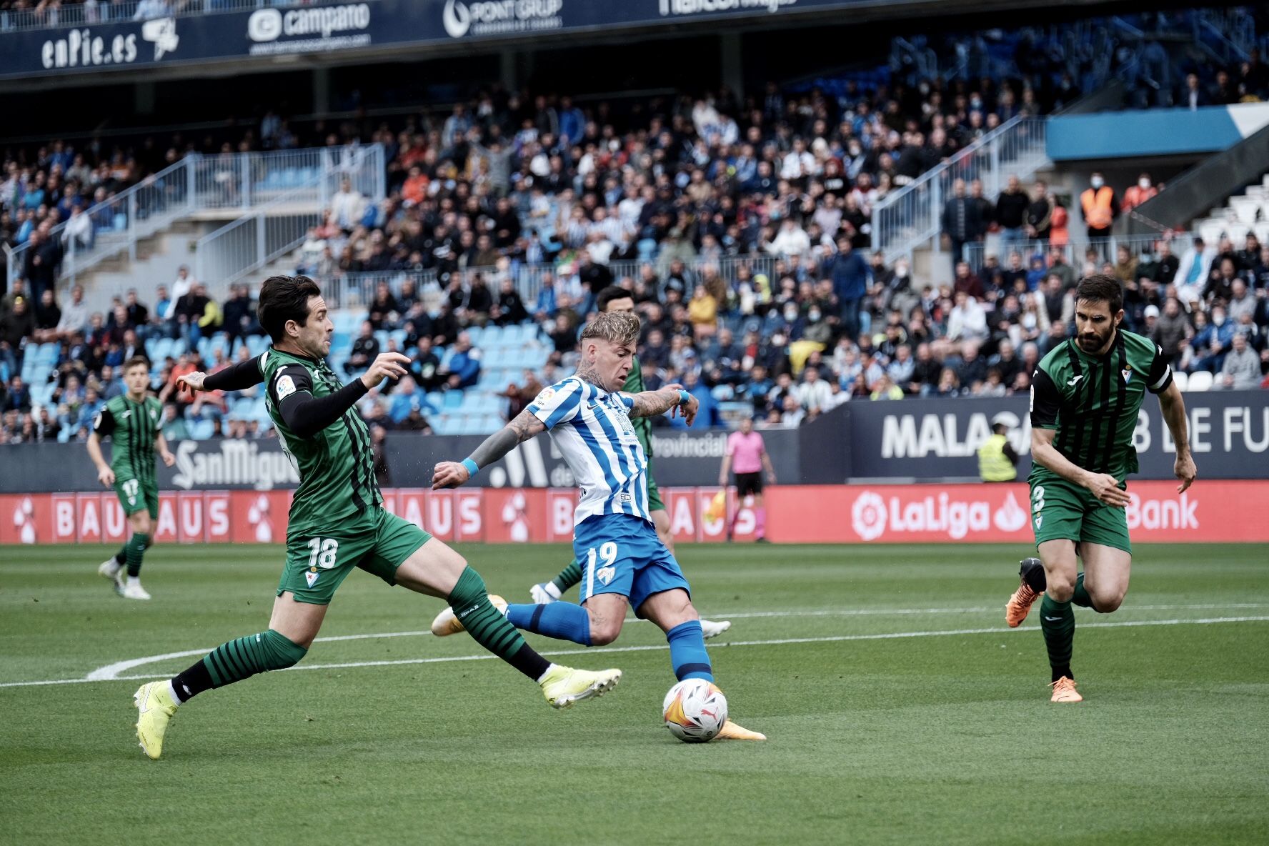 Las imágenes del Málaga CF - SD Éibar en La Rosaleda