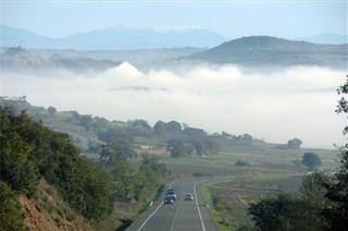 La niebla dificulta la circulación en Lleida y deja la visibilidad a menos de 75 metros