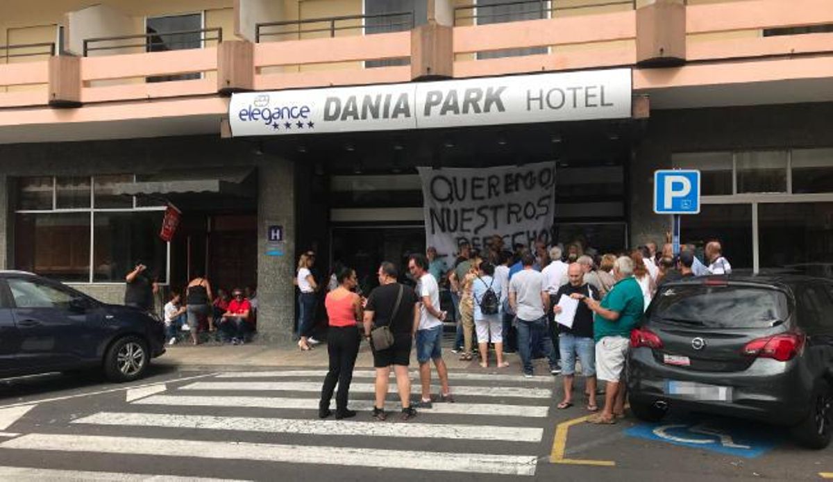 Los trabajadores del hotel portuense Miramar mantienen la huelga