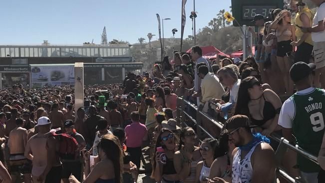 Carnaval de Maspalomas 2017: Fiesta de Carnaval en Playa del Inglés y Entierro de la Sardina