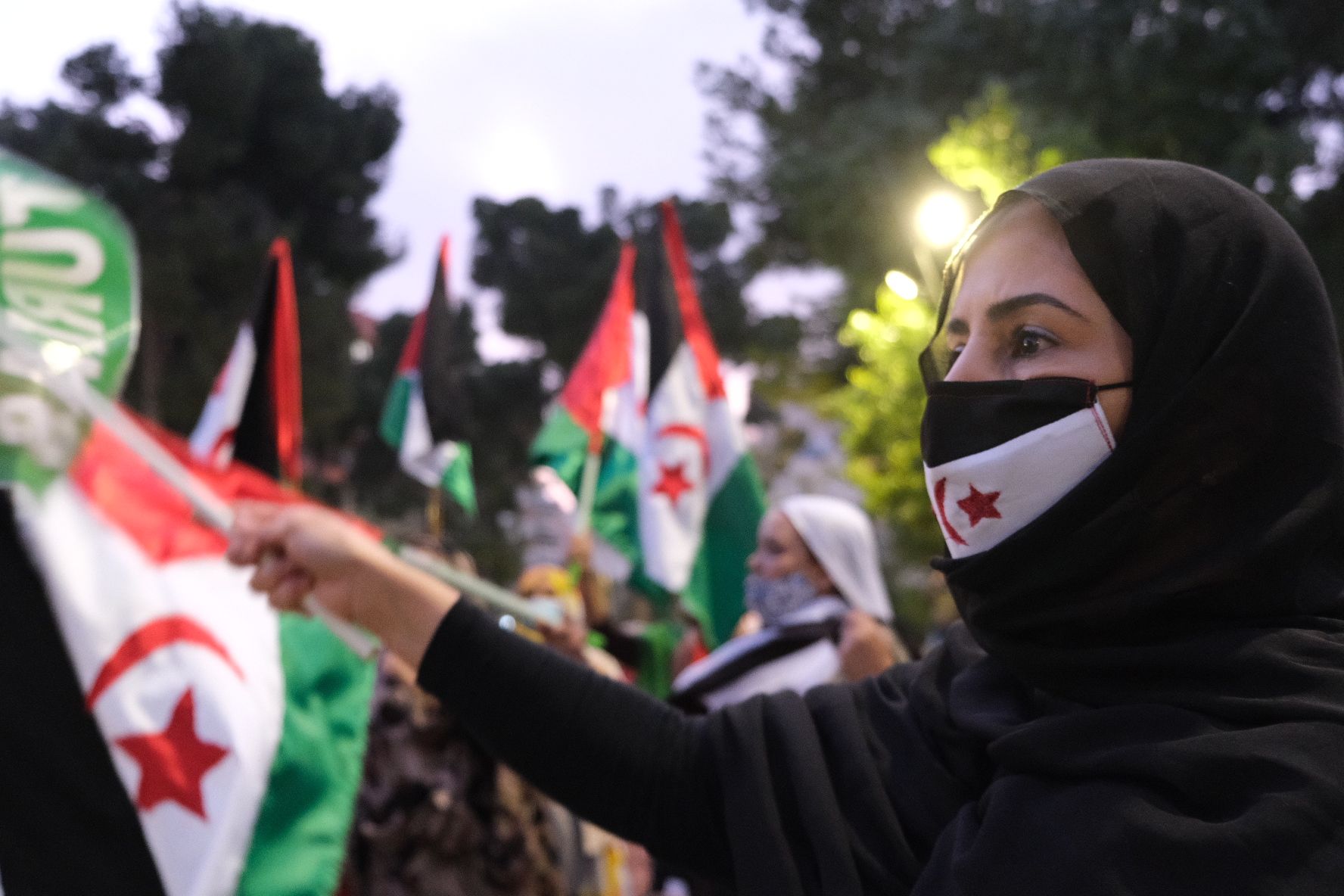 Un centenar de personas se concentra en Elda en apoyo al Pueblo Saharaui