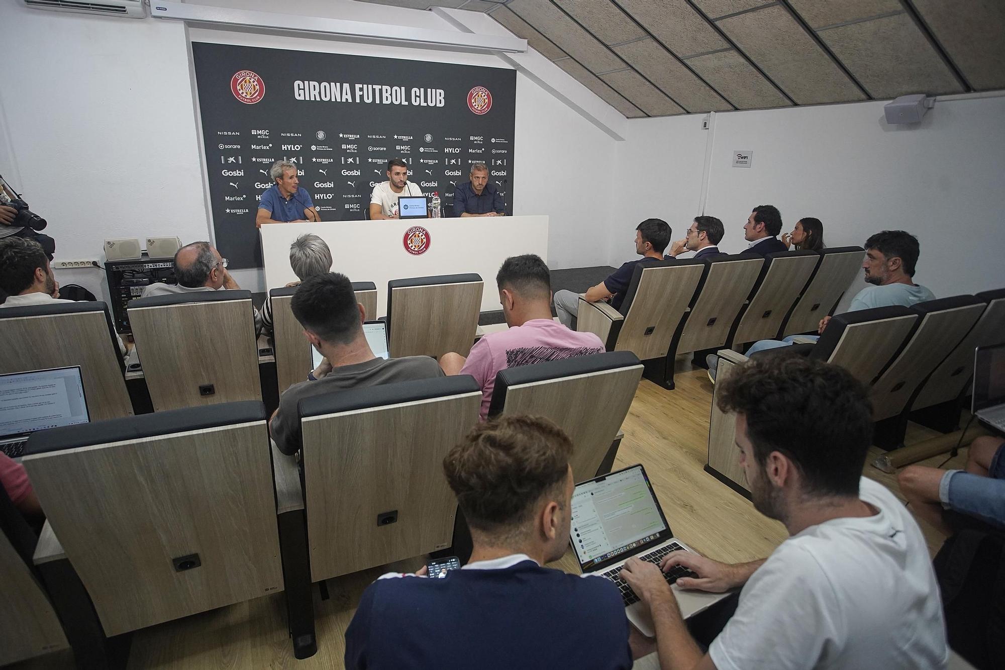 Les imatges de la presentació d'Abel Ruiz, nou fitxatge del Girona FC
