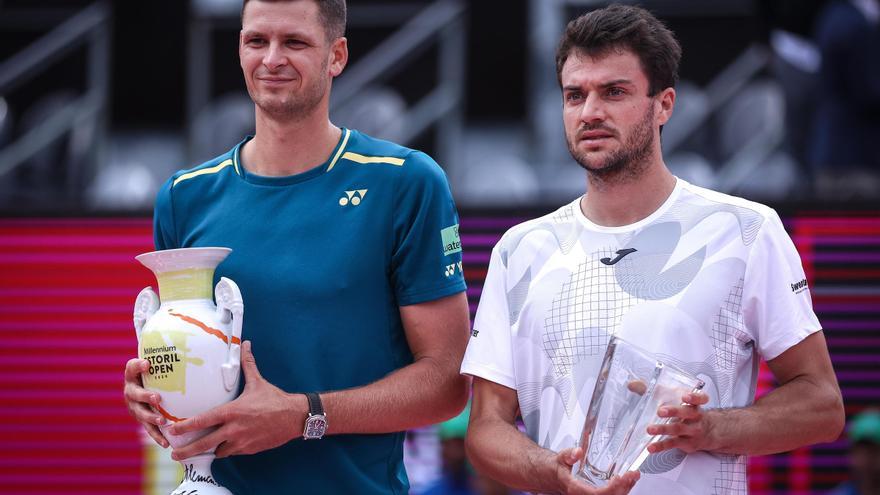 Pedro Martínez cae en la final del Abierto de Estoril