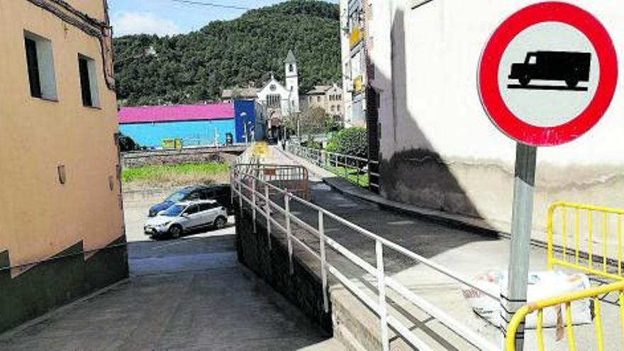 Sant Mateu crida a votar els veïns de Valls sobre si es tanca el pont als cotxes