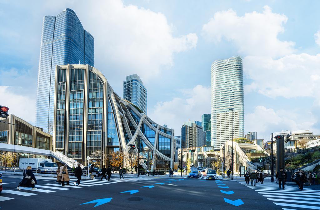 Azabudai Hills Garden Plaza