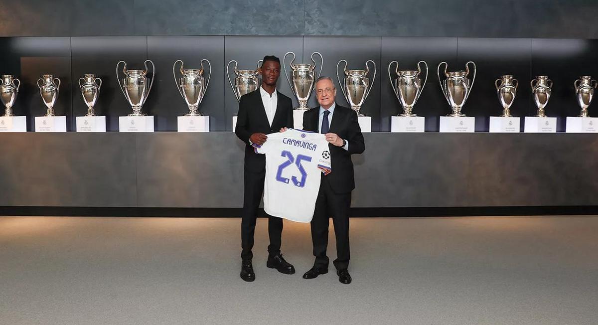 Acto de presentción de Camavinga en septiembre de 2021.