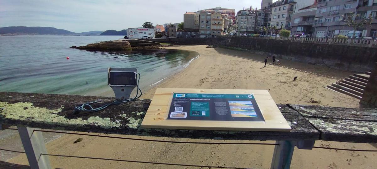 El sopore CoastSnap colocado en el antiguo muelle de Attilio, orientado hacia la nave de deportes náuticos.