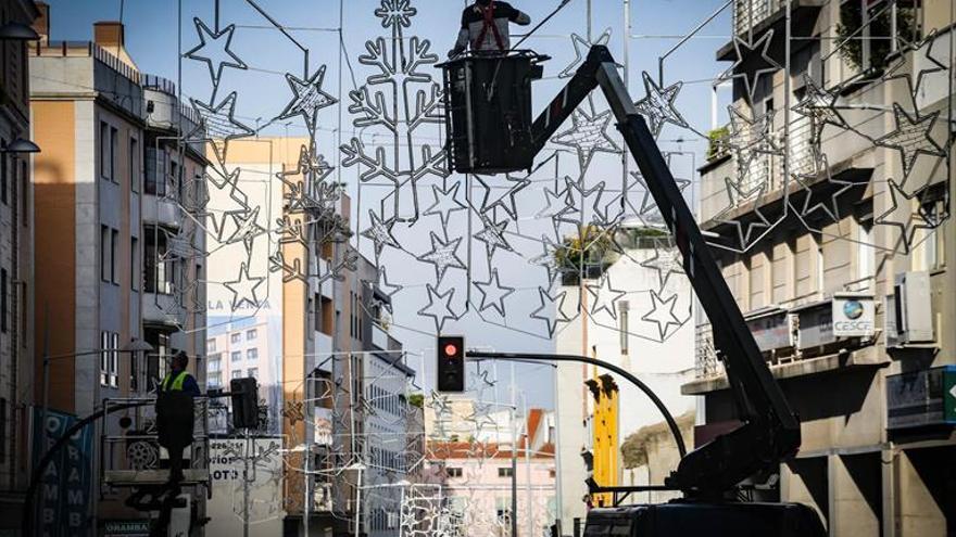 El mercado navideño abre mañana con el encendido de luces