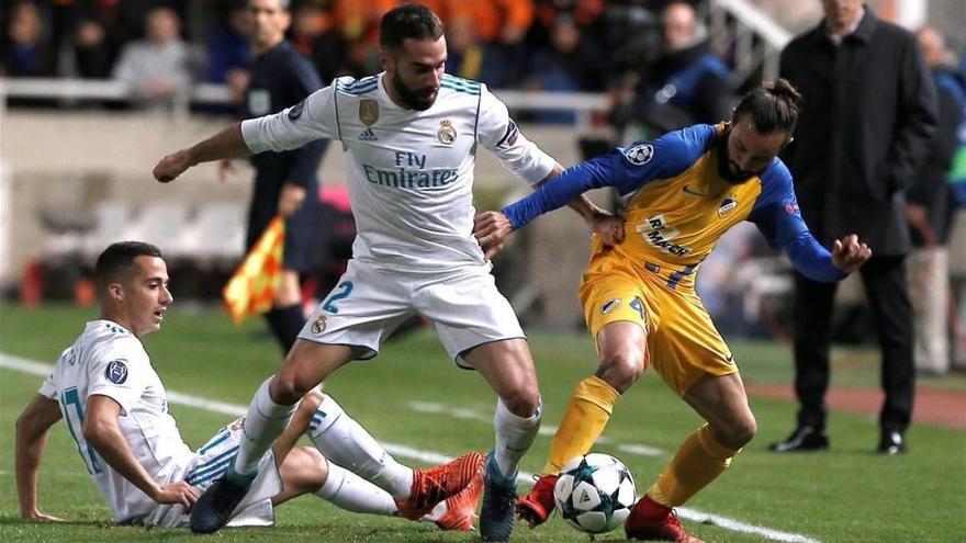 La UEFA expedienta a Carvajal por provocar una tarjeta amarilla