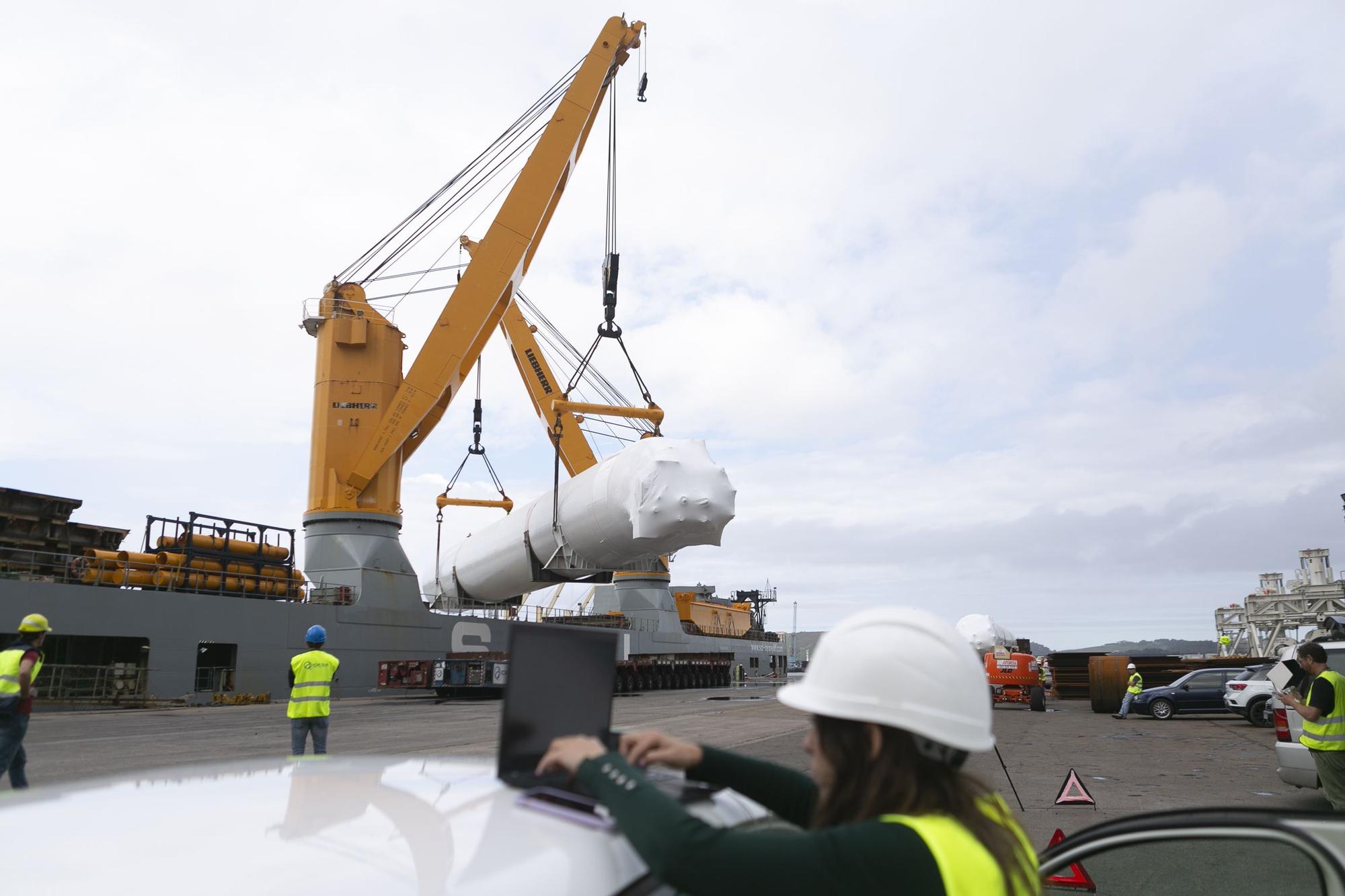 EN IMÁGENES: Idesa expide cuatro tanques para la mayor terminal española de gas para buques, en Algeciras