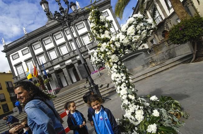 CONCURSO DE CRUCES DE MAYO