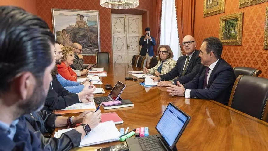 Nueva sesión de la comisión de investigación sobre el escándalo de las viviendas protegidas de Les Naus