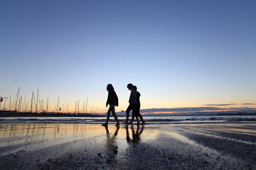 El Festivalet omple de ritme la platja de Roses