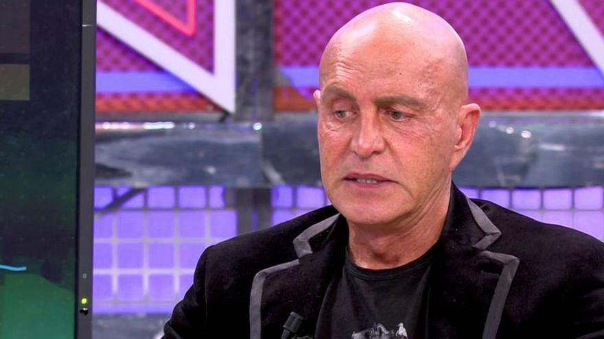 Kiko Matamoros desmonta Telecinco y saca a la luz el programa en el que le vetaron tras el final de &#039;Sálvame&#039;: &quot;Ya me extrañaba...&quot;