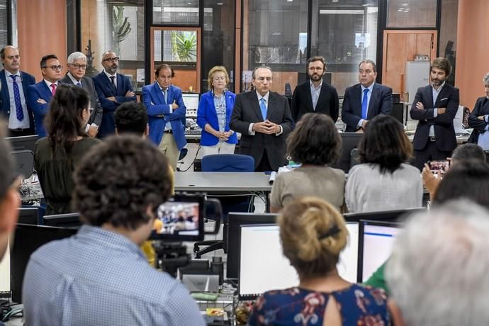 03-10-19 LAS PALMAS DE GRAN CANARIA. REDACCION. LAS PALMAS DE GRAN CANARIA. Visita de Javier Moll a la Redacción del periódico. Fotos: Juan Castro.  | 03/10/2019 | Fotógrafo: Juan Carlos Castro