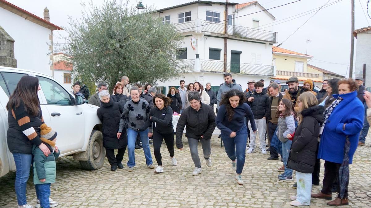 Ramos y carreras de roscas en la Cuaresma de La Raya