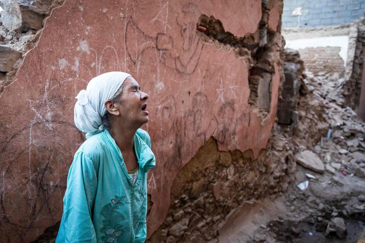 «Ha mort molta gent perquè les cases no són resistents»: El Marroc intenta recuperar-se del xoc del pitjor terratrèmol de la seva història recent