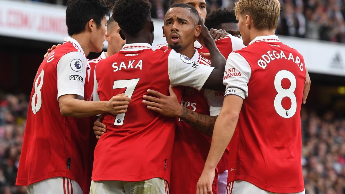 Jugadores del Arsenal celebrando uno de los goles ante el Liverpool