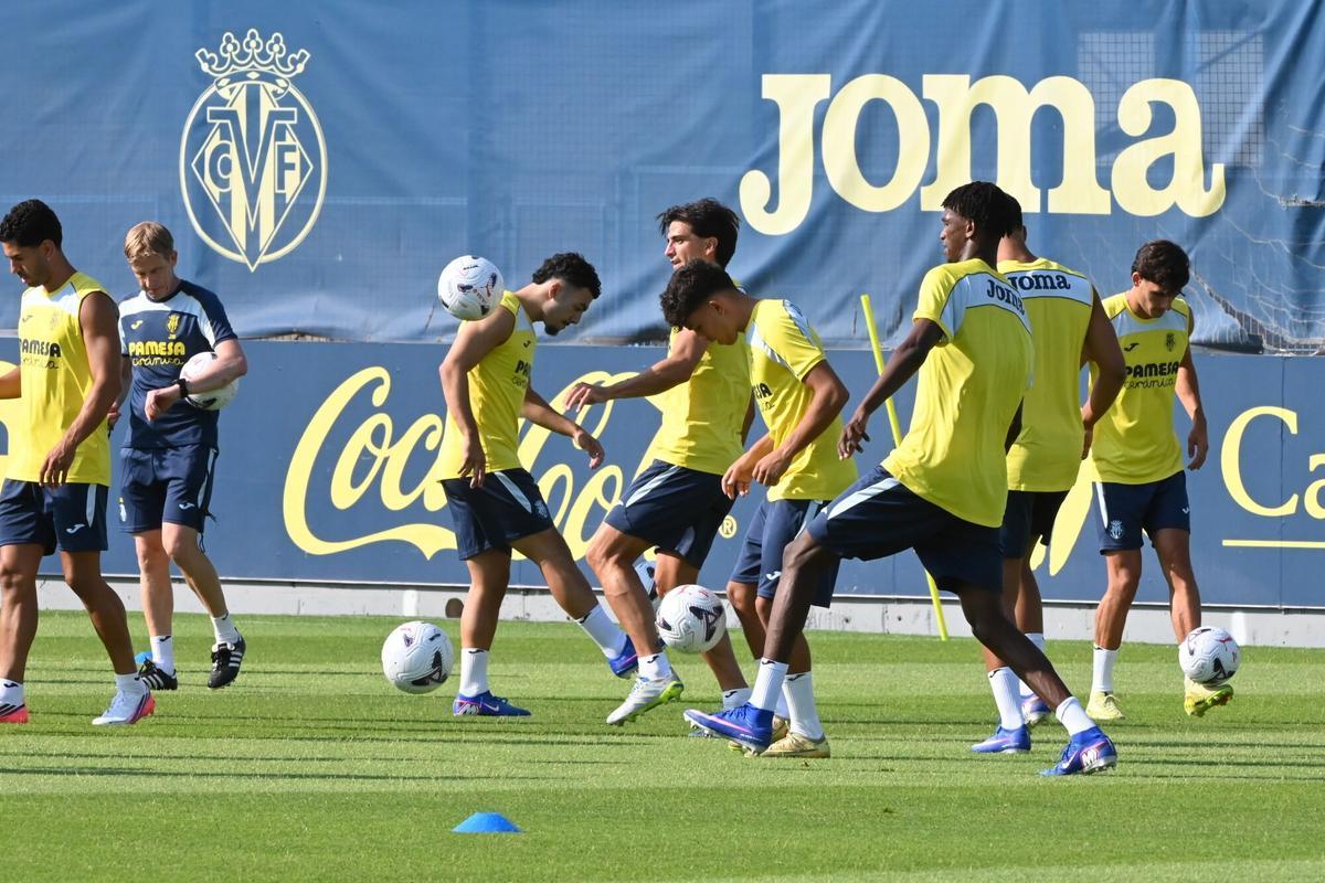 VILA-REAL. ENTRENAMIENTO VILLARREAL CF VILA-REAL. ENTRENAMIENTO VILLARREAL CF