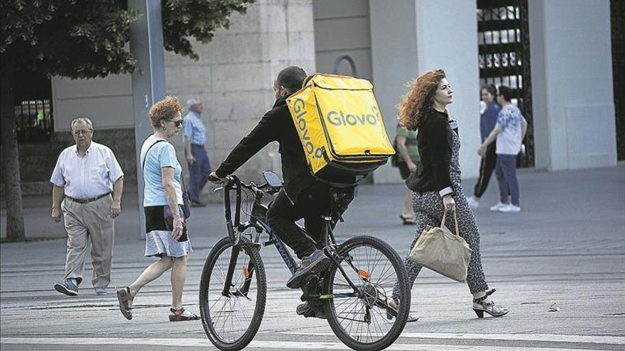 Más de 300 ‘riders’ declararán en el juicio contra Glovo en Zaragoza