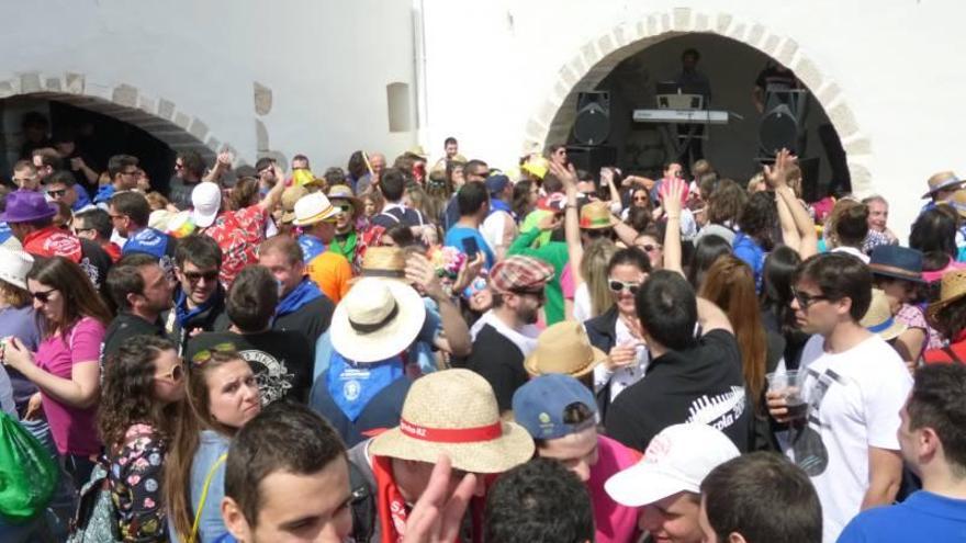 Peñíscola se vuelca en la romería de Sant Antoni