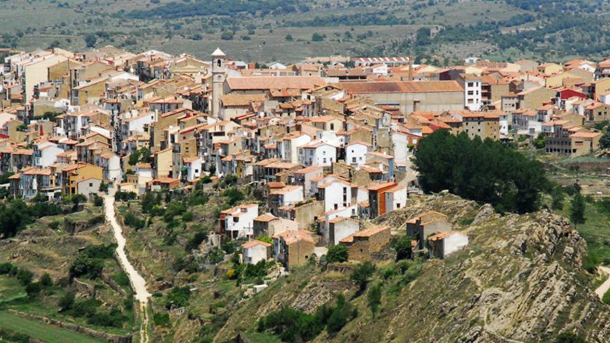 Incomunicados en el interior de Castellón: Una avería en la red de Movistar deja sin fibra ni cobertura a cientos de personas
