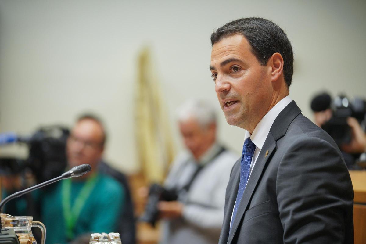 Imanol Pradales, durante su discurso de investidura.