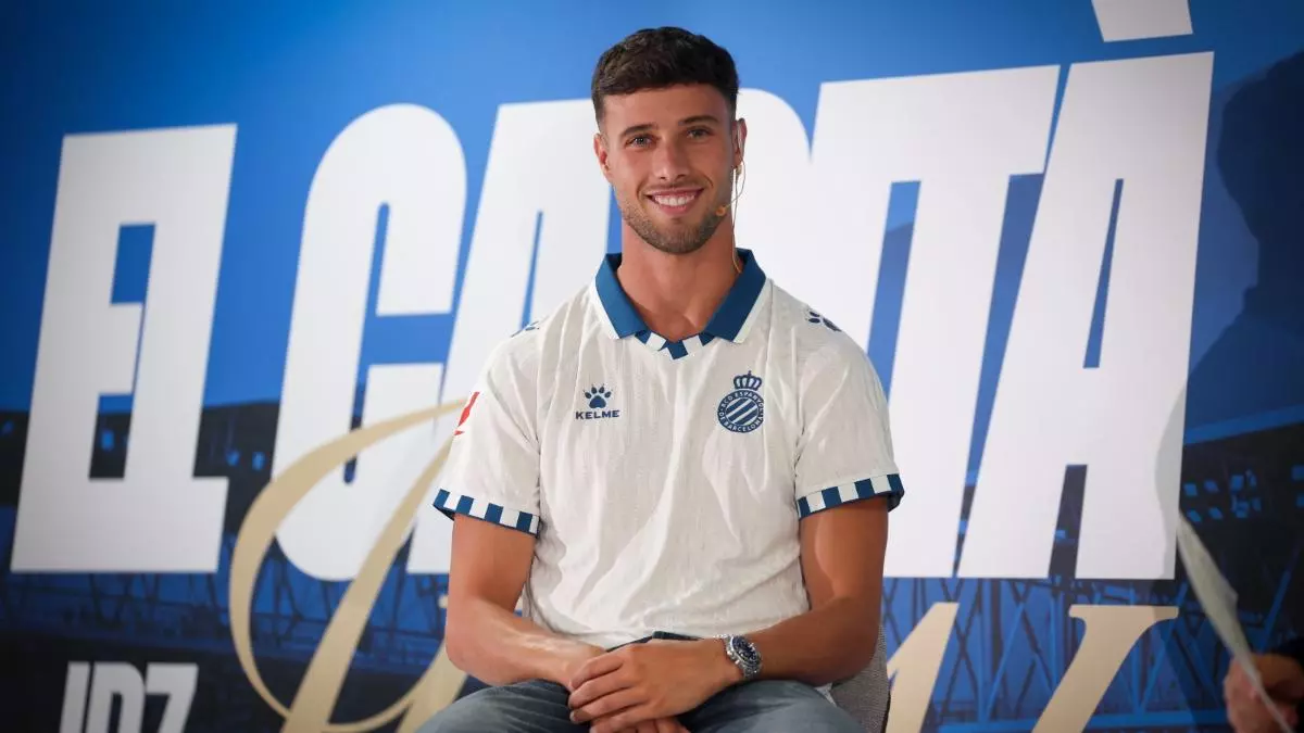 El Espanyol presume de Puado, el capitán ideal: "Me veo como one club man"