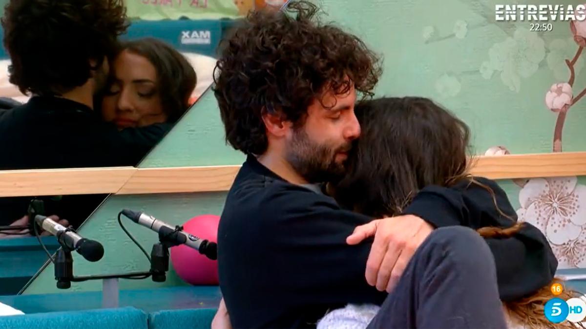 El beso más esperado de Secret Story acaba en una cobra de libro: &quot;En su máxima expresión&quot;