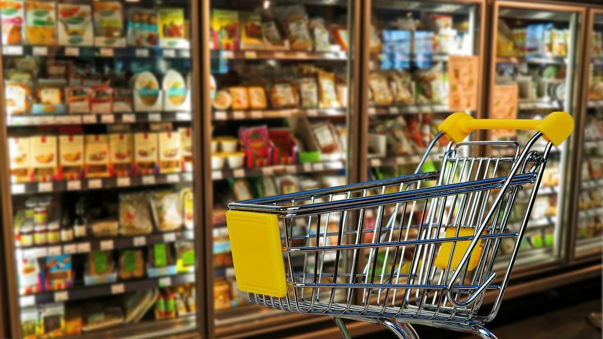 Estas son las latas de supermercado que no deberías consumir