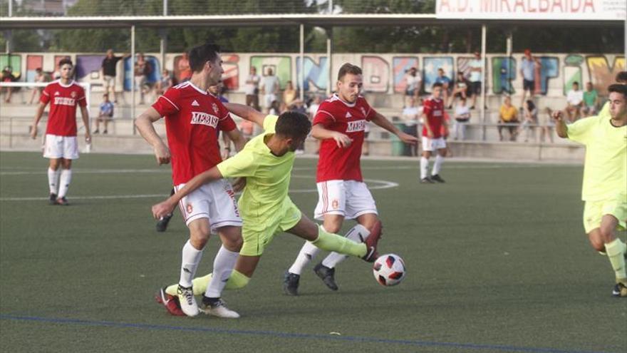 Márquez y un gol en propia meta le valen al Espeleño