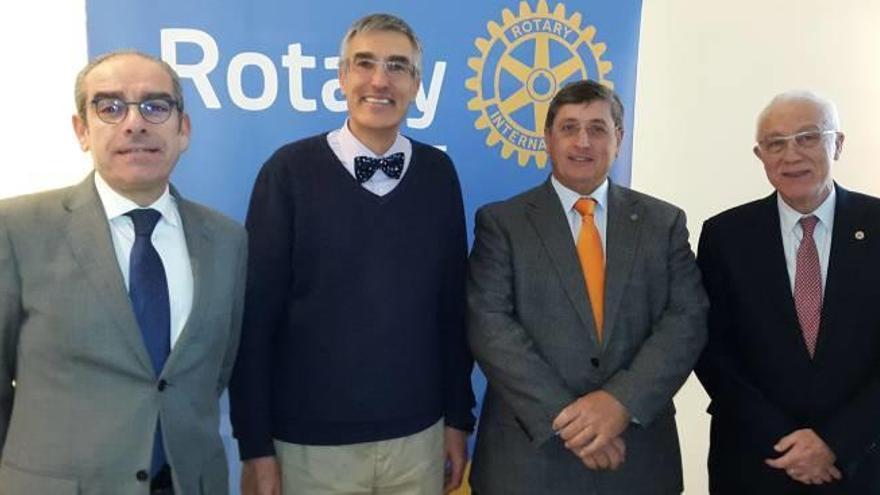 El rector de la UMH, con el Rotary Club Elche