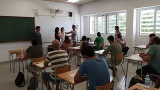 El PSIB exige explicaciones al conseller de Educación por el “caos” en el reparto de plazas de los docentes interinos