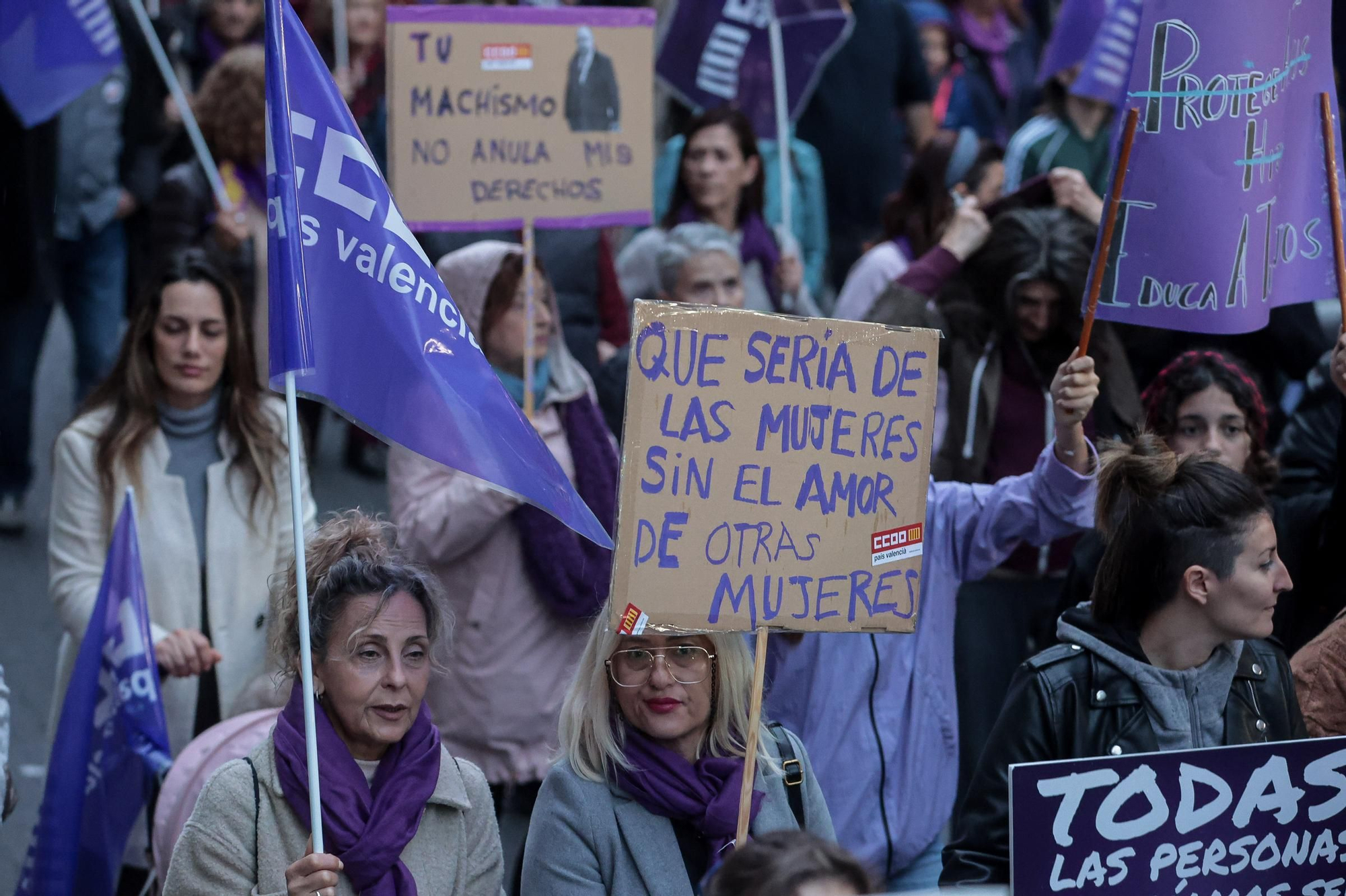 Marcha 8M en Alicante, día de la Mujer