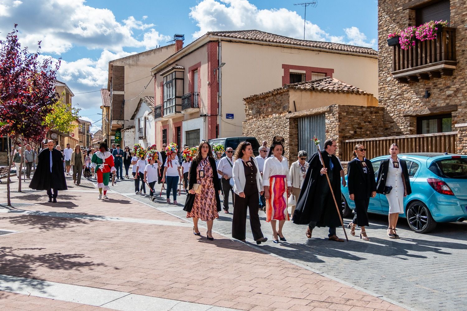 Tábara festeja la Virgen del Camrne más femenina
