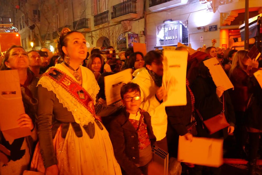 Así ardió el Baco de Almirante Cadarso