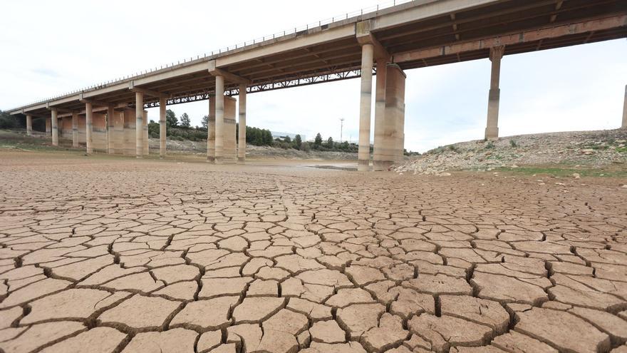 El pantano de María Cristina, prácticamente sin agua