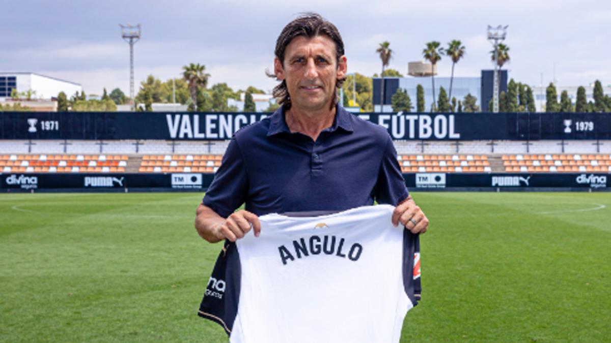 Angulo, con su camiseta