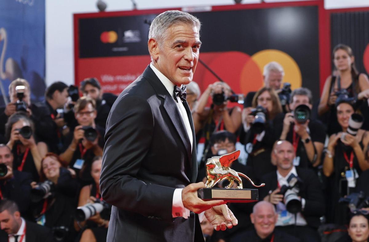 Clooney: "Ens governa la gent menys qualificada"