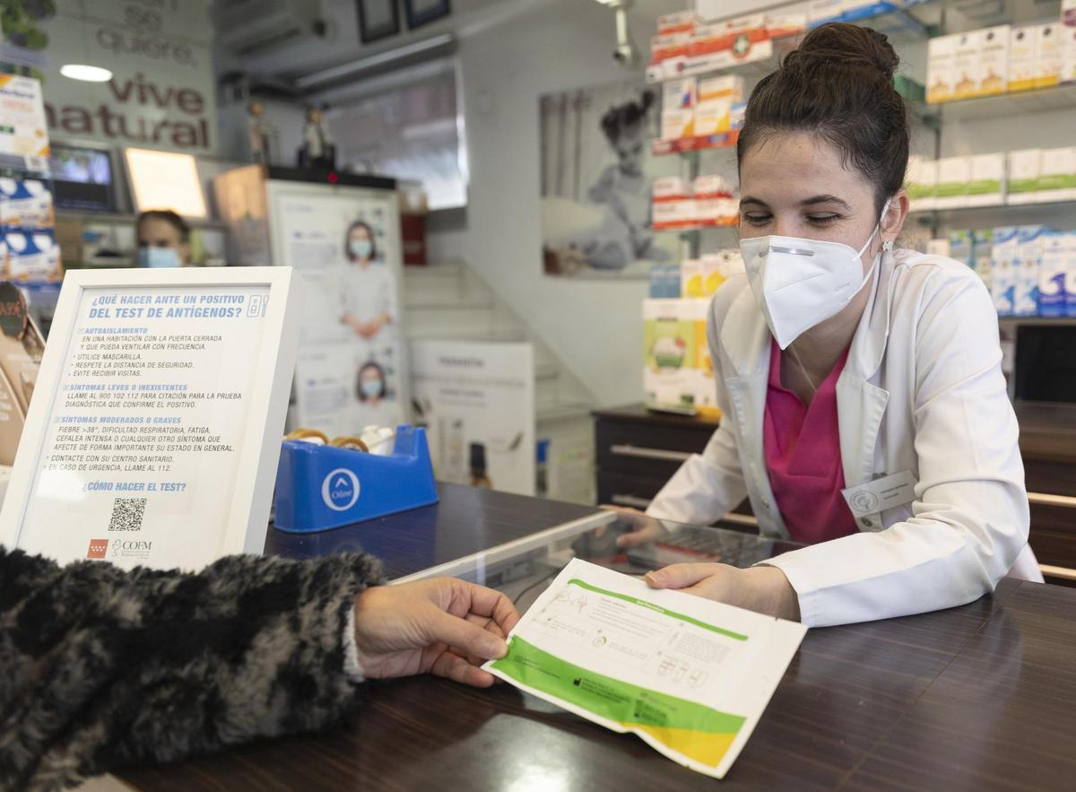 TEST ANTÍGENOS FARMACIA | El Gobierno limita hoy el precio de los test de antígenos