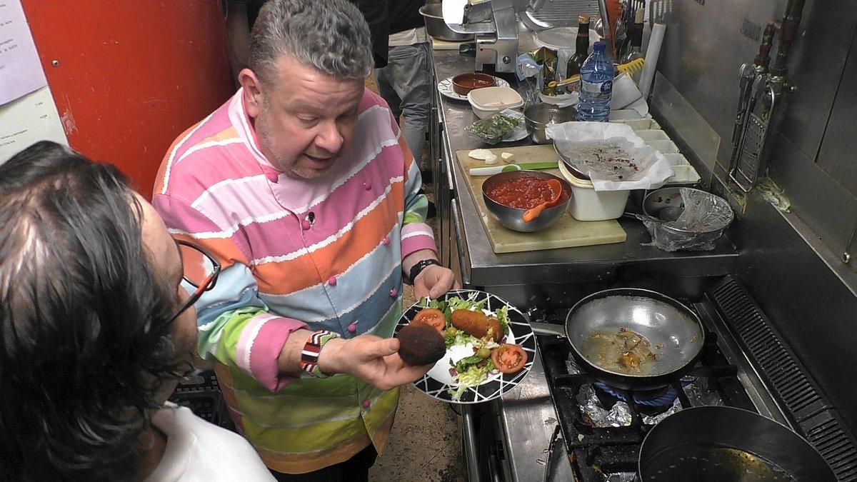 Alberto Chicote en la cocina de 'La Tarantella' durante la nueva entrega de 'Pesadilla en la cocina'