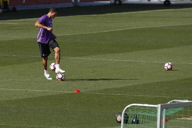 Entrenamiento del Real Madrid antes de su viaje a Gran Canaria