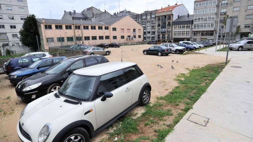 Turismos y motos protagonizan el aumento del parque de vehículos en la última década