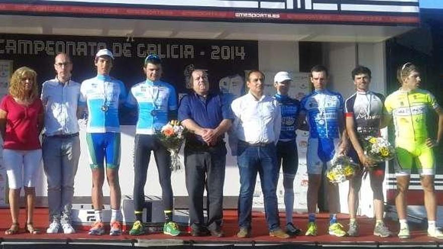 El podio del campeonato gallego, en Baiona. // FdV