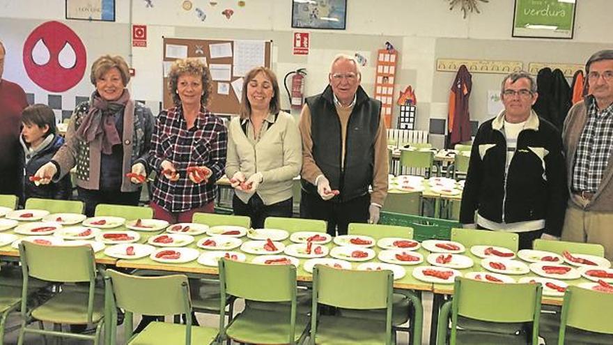 Almuerzo solidario en la fiesta de Santa Águeda