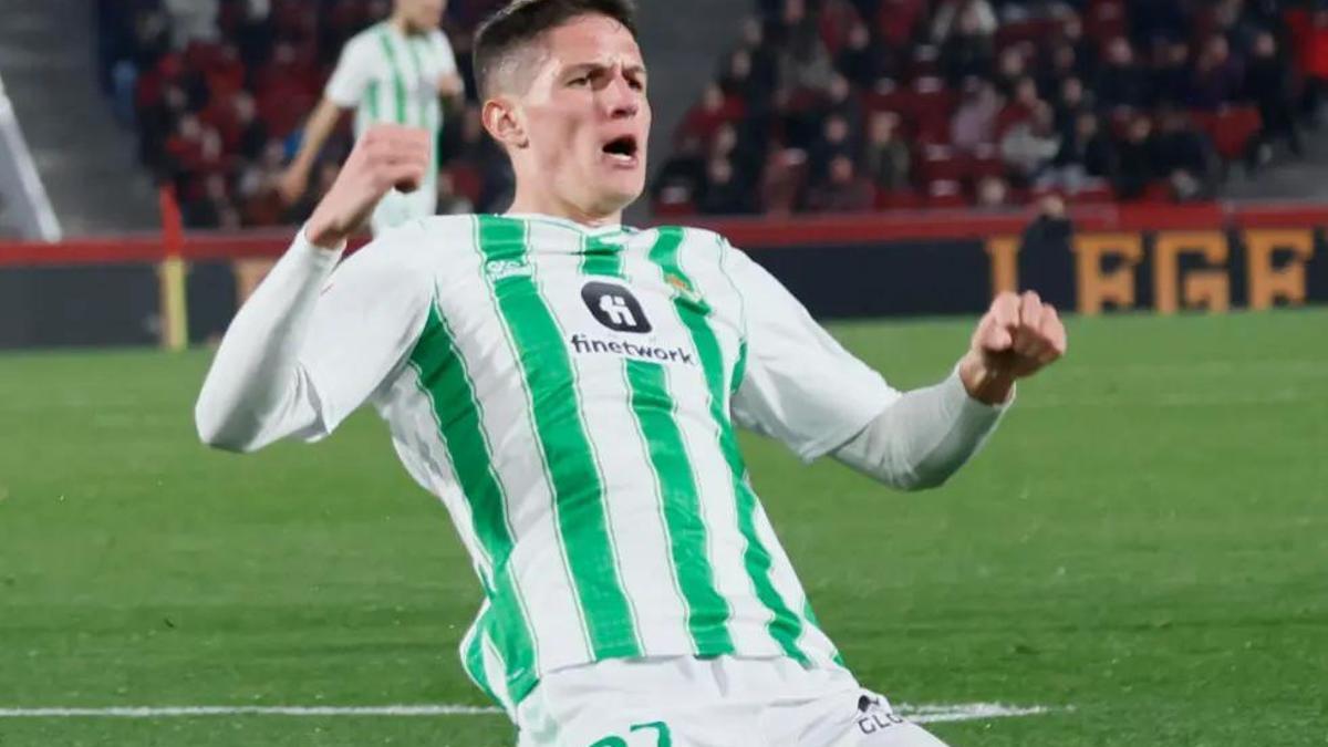 El baile de Joaquín para celebrar la clasificación del Betis para la Champions