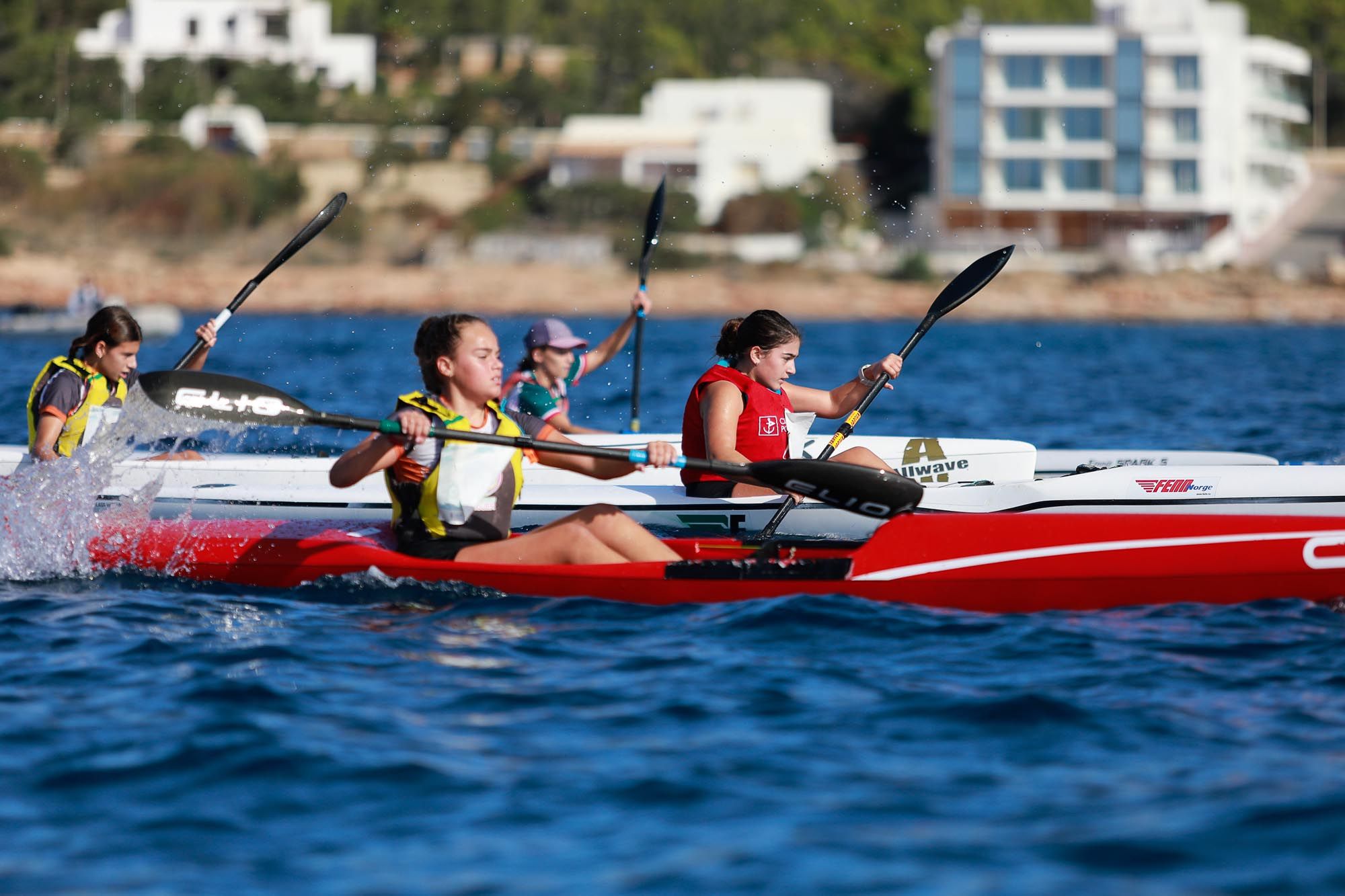 Campeonato balear de kayak de mar en Sant Antoni