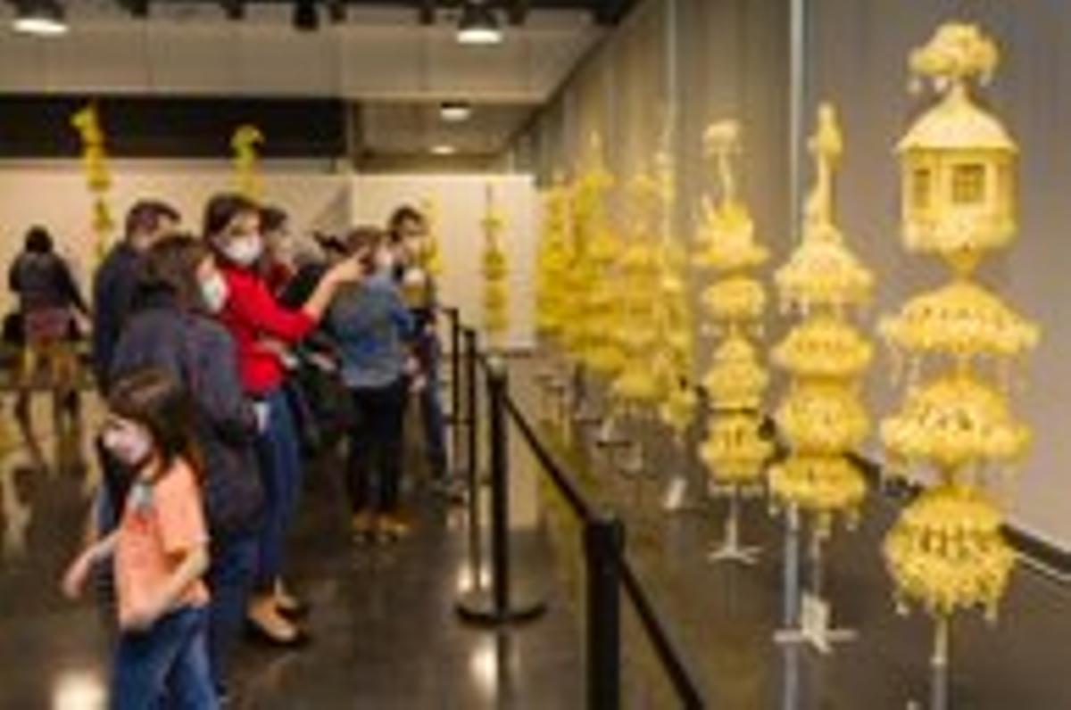 Concurso de palmas blancas de Elche