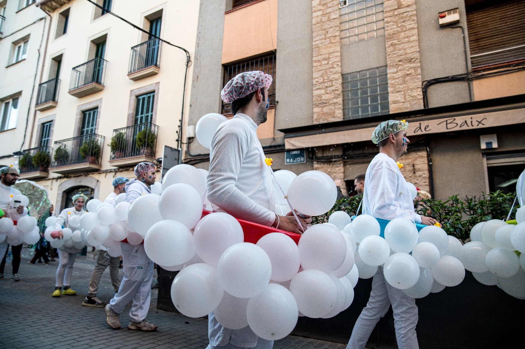 Busca't a les imatges de la rua de carnestoltes d'Avinyó